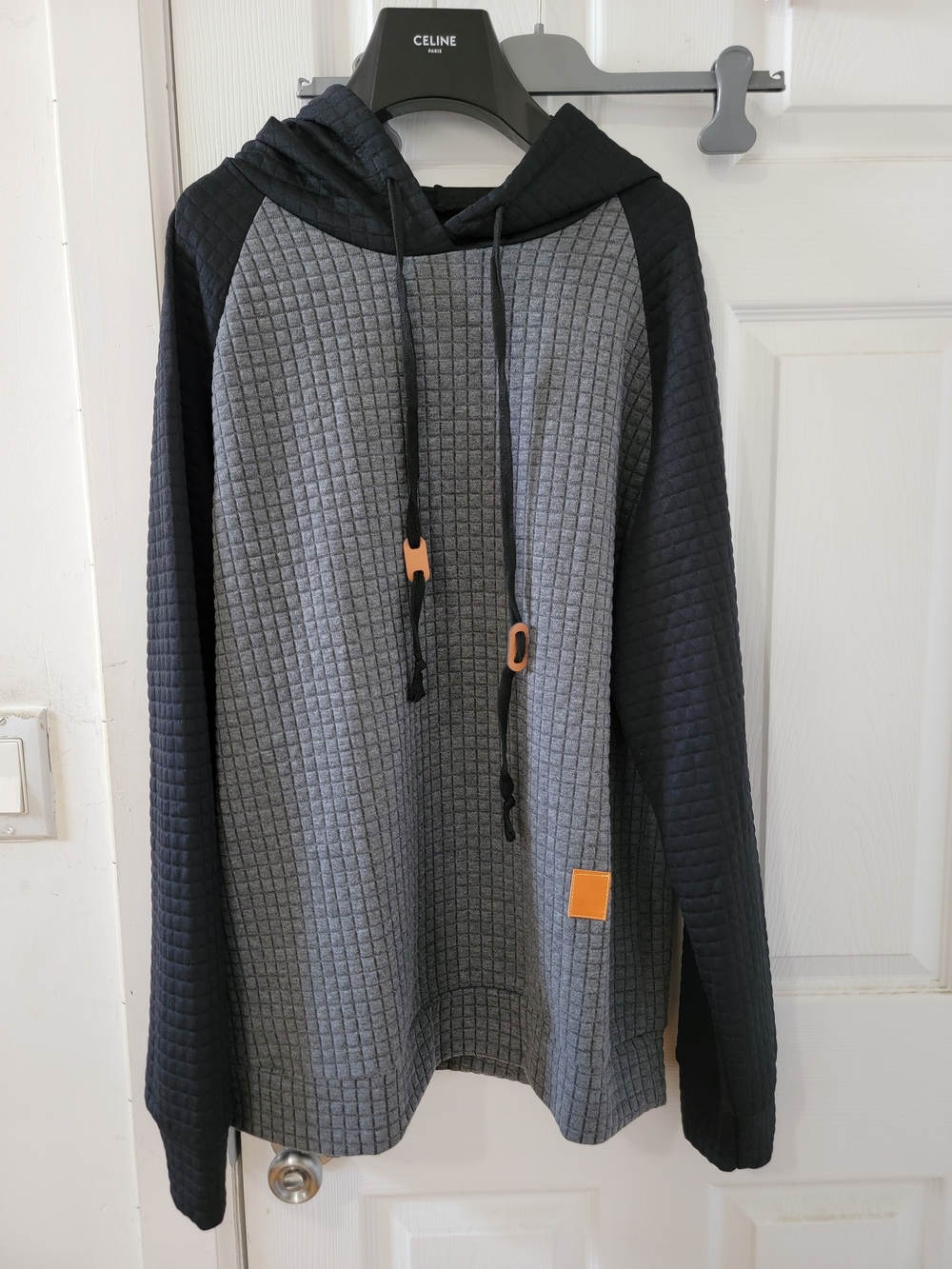 Men's Quilted Hooded Sweater - Gray & Black